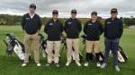 5名高尔夫球手站立 & 对着镜头微笑